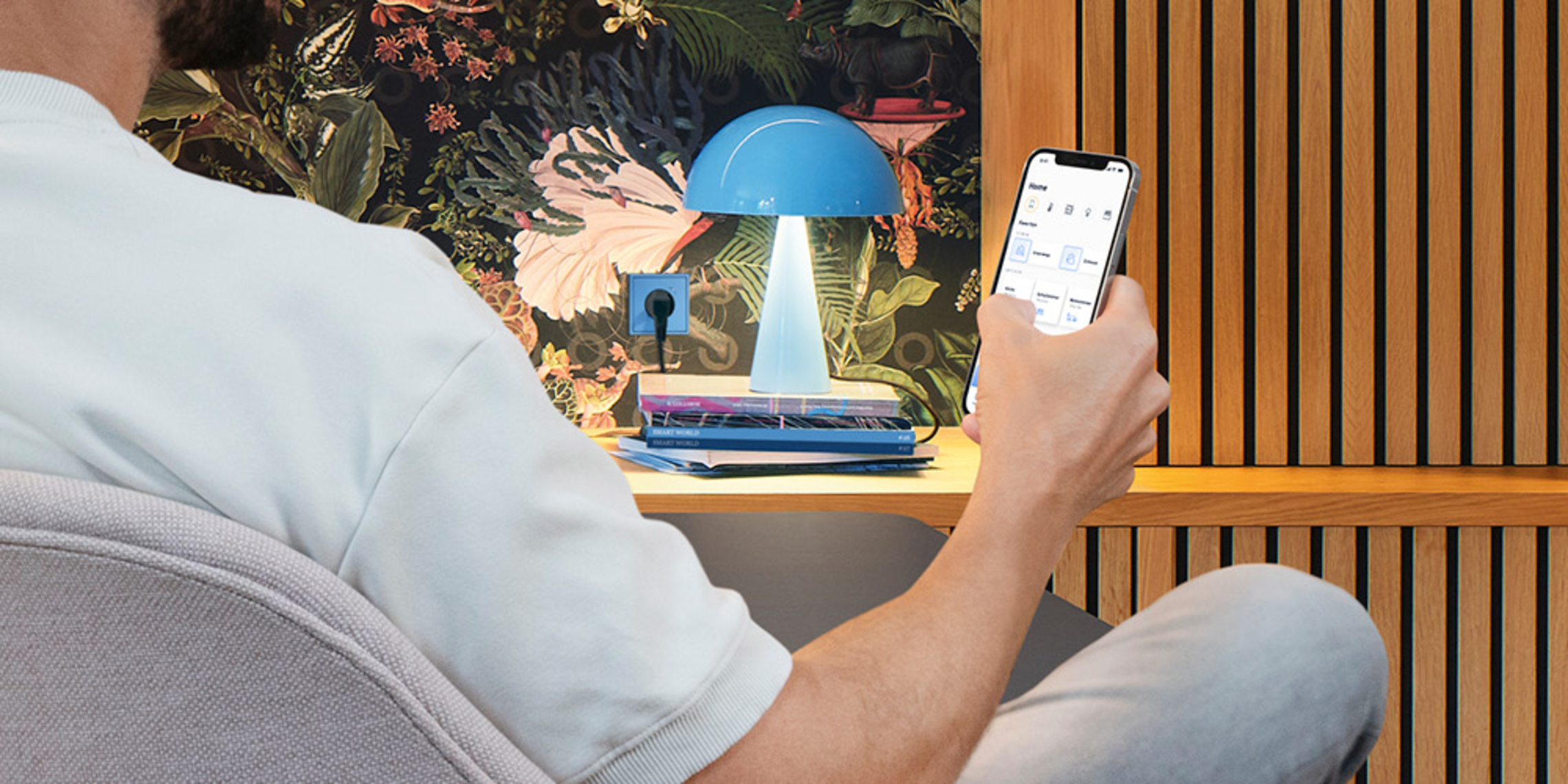 JUNG HOME bei Elektrobau Izzy in Frankfurt am Main