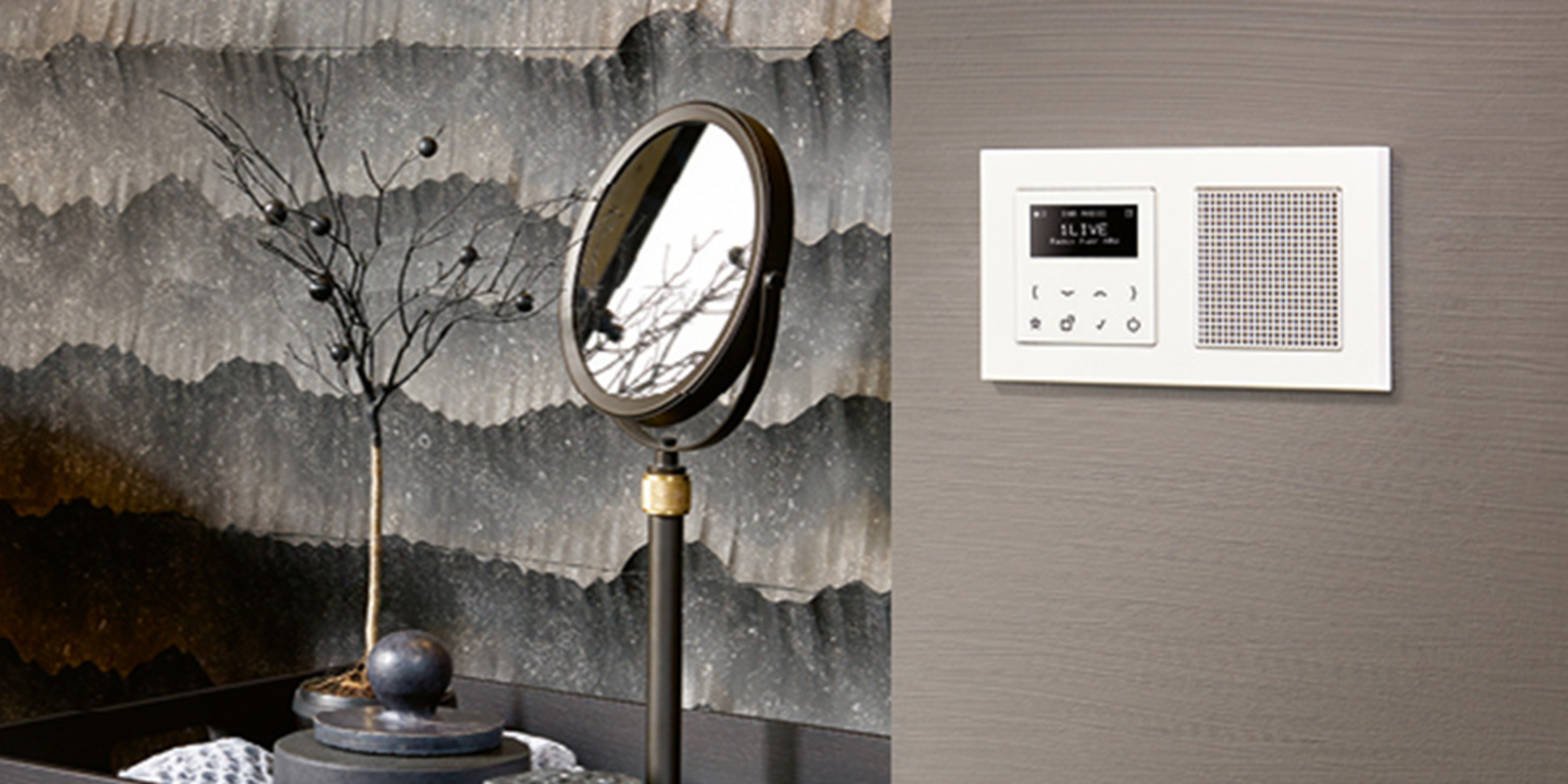 JUNG Smart Radio DAB+ bei Elektrobau Izzy in Frankfurt am Main