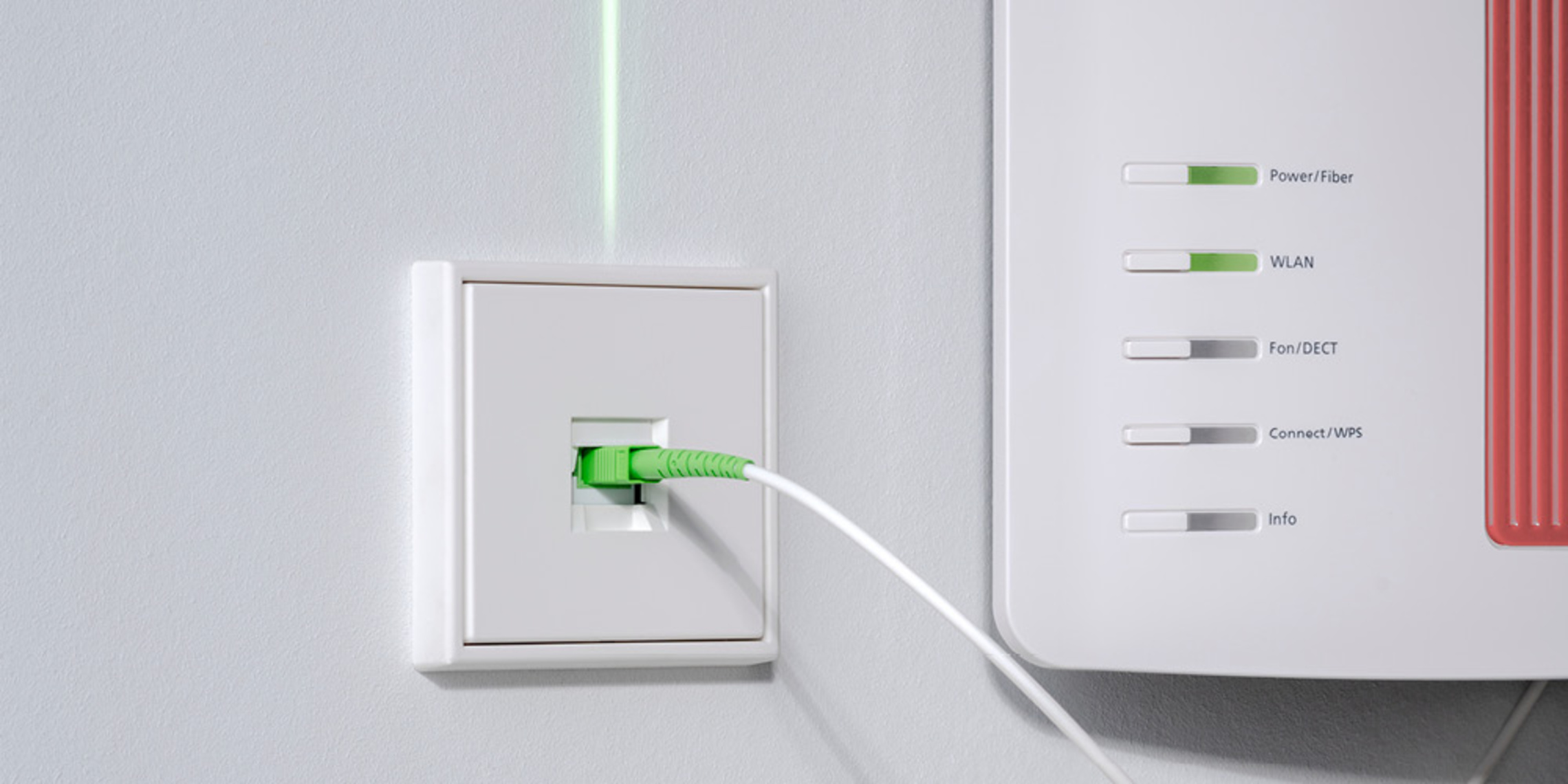 Die neuen Glasfaser-Anschlussdosen bei Elektrobau Izzy in Frankfurt am Main